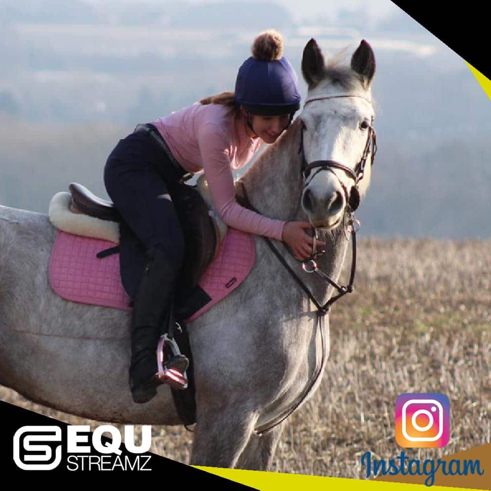 EQU Streamz friends sponsor social media influencer. Helping spread the magnetic word of EQU Streamz advanced magnetic bands helping joint care and wellbeing in horses and ponies. Image of EQU StreamZ Friend on Streamz Global Canada