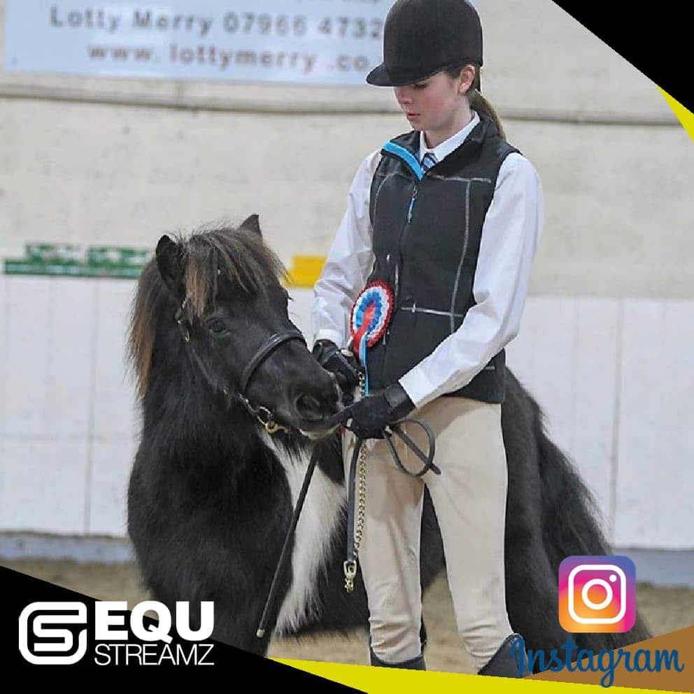Lucy Beech. EQU Streamz friends sponsor social media influencer. Helping spread the magnetic word of EQU Streamz advanced magnetic bands helping joint care and wellbeing in horses and ponies. Image of EQU StreamZ Friend on Streamz Global Canada